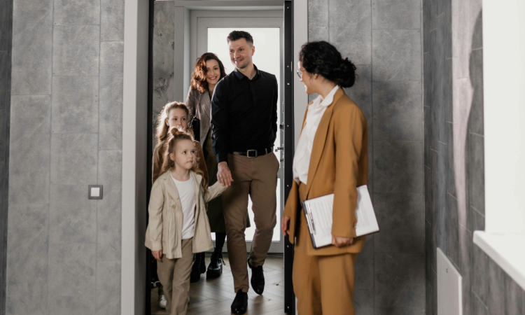 Understanding Arizona HOA Rules: A Legal Guide for Homeowners